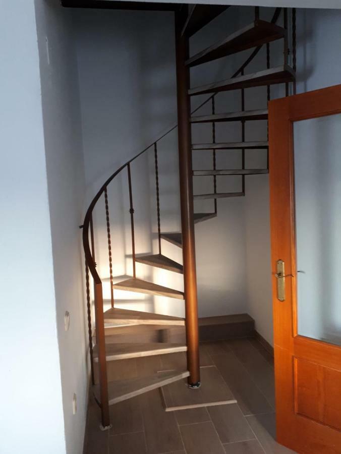 Apartamento Duplex El Monumento サン・ホアン・デ・アスナルファラチェ エクステリア 写真